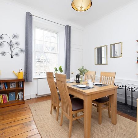 Joivy Cosy Flat In The Heart Of Edinburgh Apartment Exterior photo