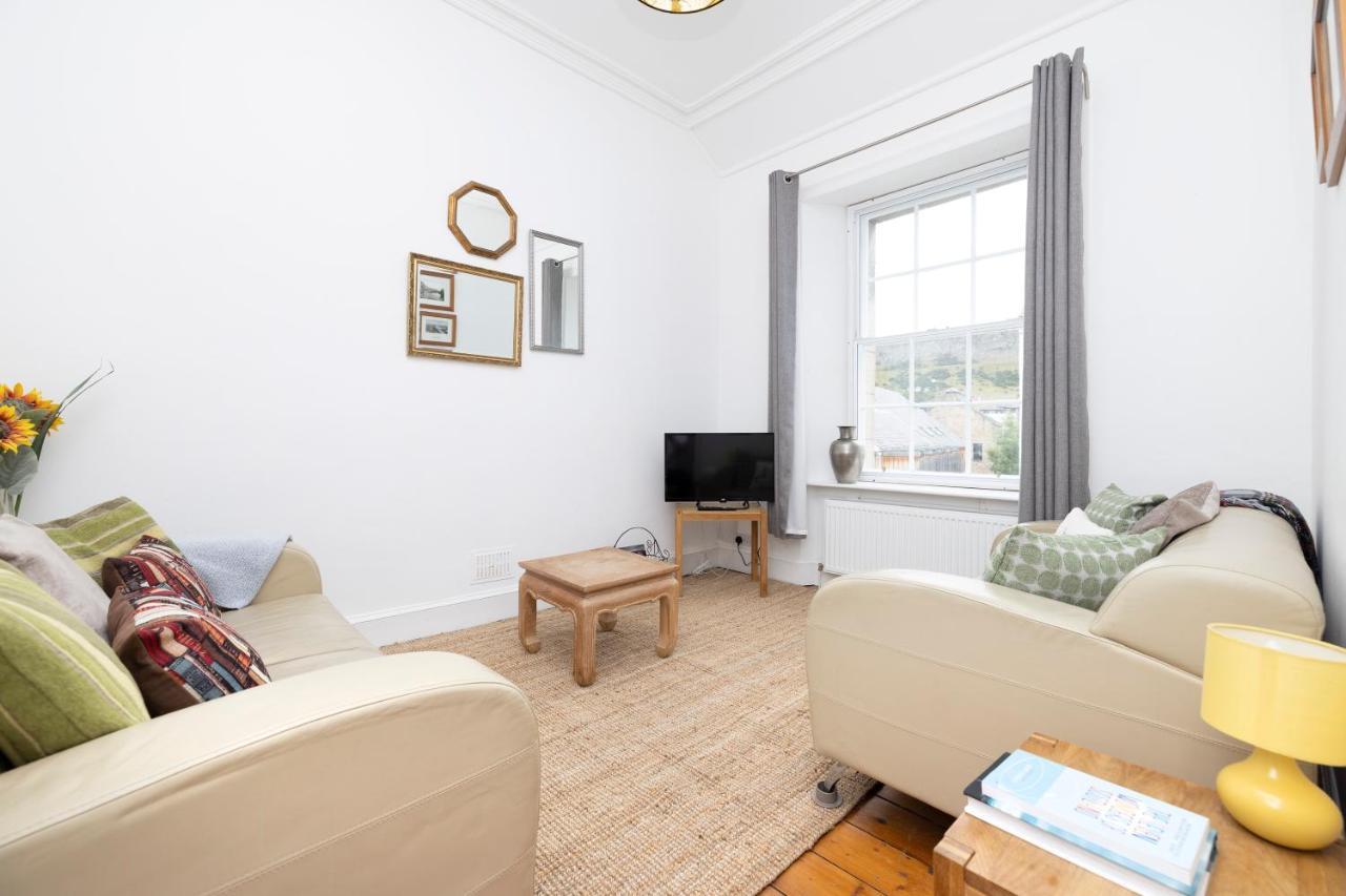 Joivy Cosy Flat In The Heart Of Edinburgh Apartment Exterior photo