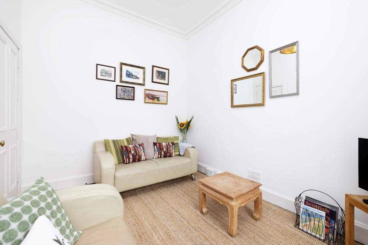 Joivy Cosy Flat In The Heart Of Edinburgh Apartment Exterior photo